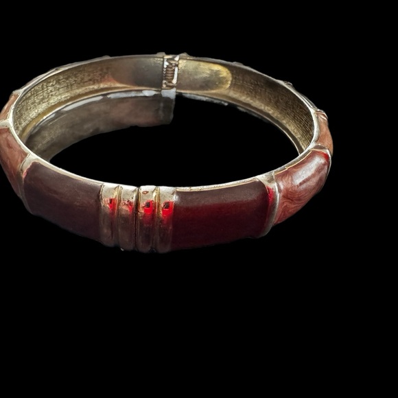 🤎 Vintage Metal & Brown Enamel Hinged Bangle Bracelet 🤎 - Picture 2 of 5
